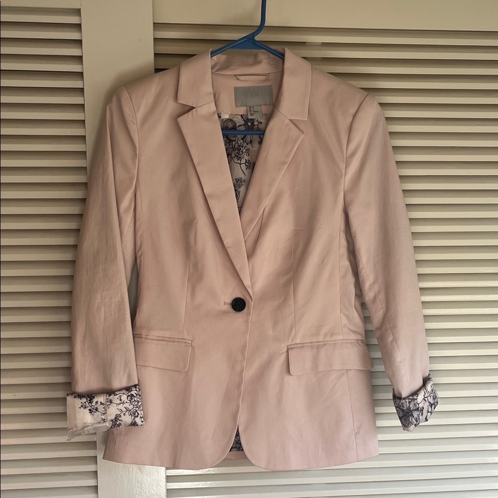 H & M pink blazer